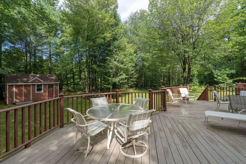 11 Cardinal Lane Windham ME 04062