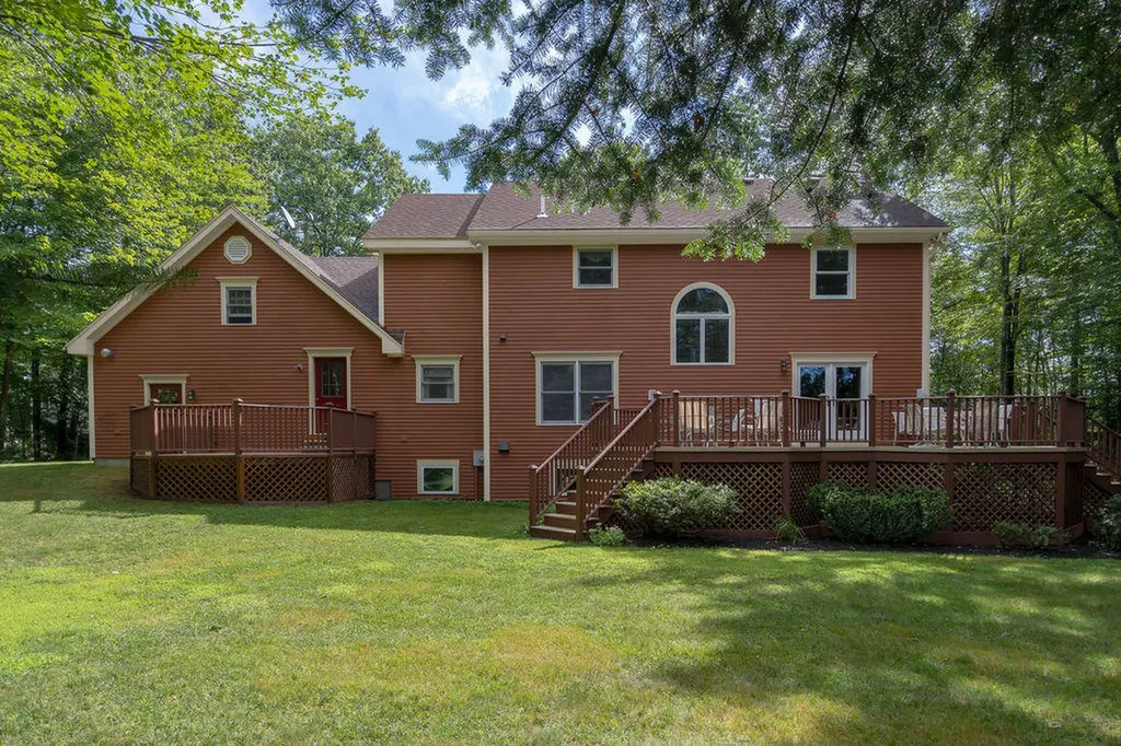 11 Cardinal Lane Windham ME 04062