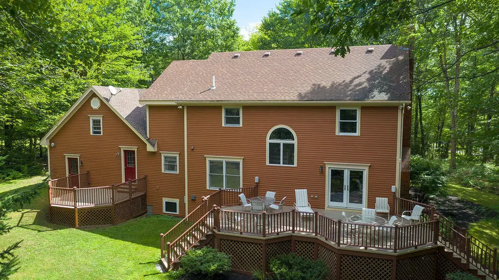 11 Cardinal Lane Windham ME 04062