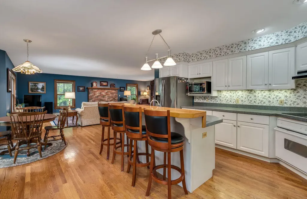 11 Cardinal Lane Windham ME 04062