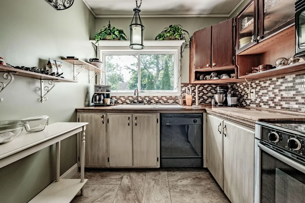 50 Oliver Street Rockland ME 04841
