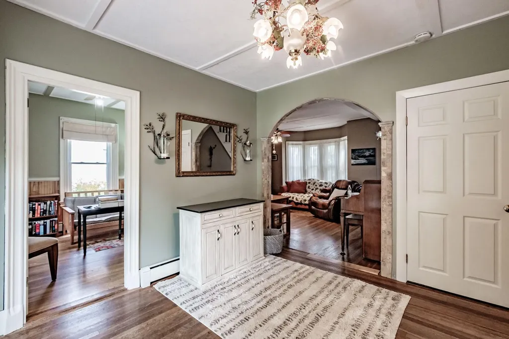 50 Oliver Street Rockland ME 04841