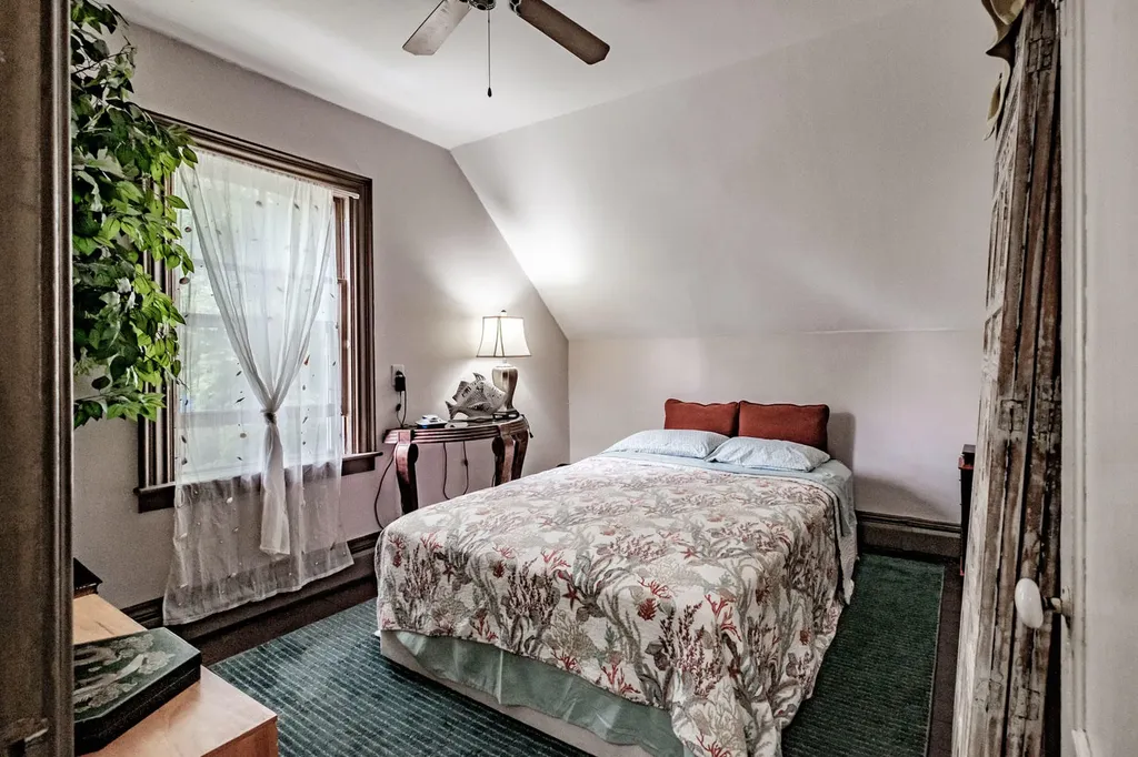 50 Oliver Street Rockland ME 04841