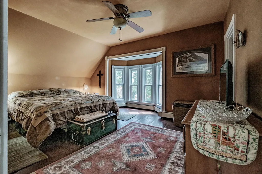 50 Oliver Street Rockland ME 04841
