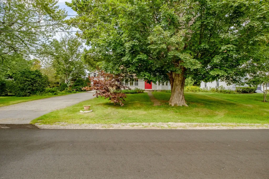 50 Oliver Street Rockland ME 04841