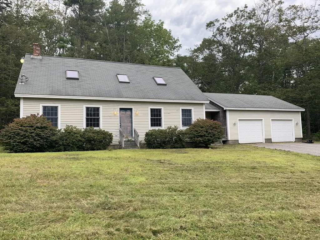 11 Perry Lane Harpswell ME 04079
