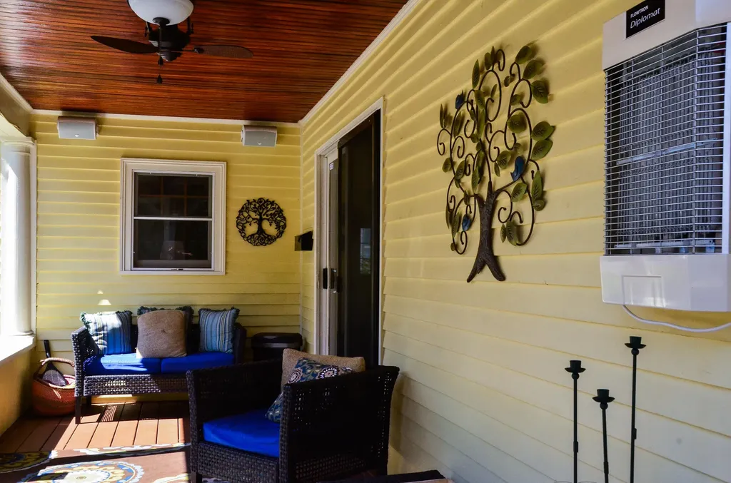 7 Melville Street Augusta ME 04330