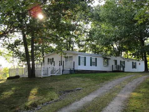 14 Ayer Drive Norway ME 04268
