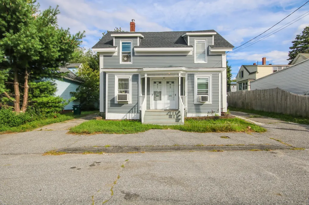 21-23 Oak Street Biddeford ME 04005