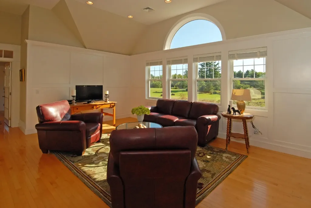 11 Darcys Run Arundel ME 04046