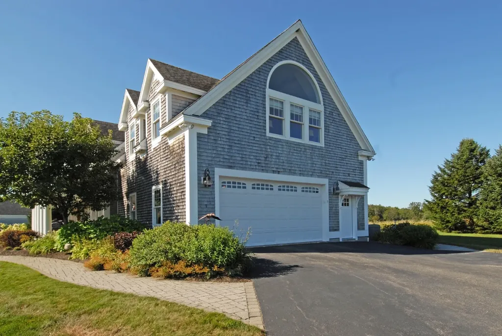 11 Darcys Run Arundel ME 04046