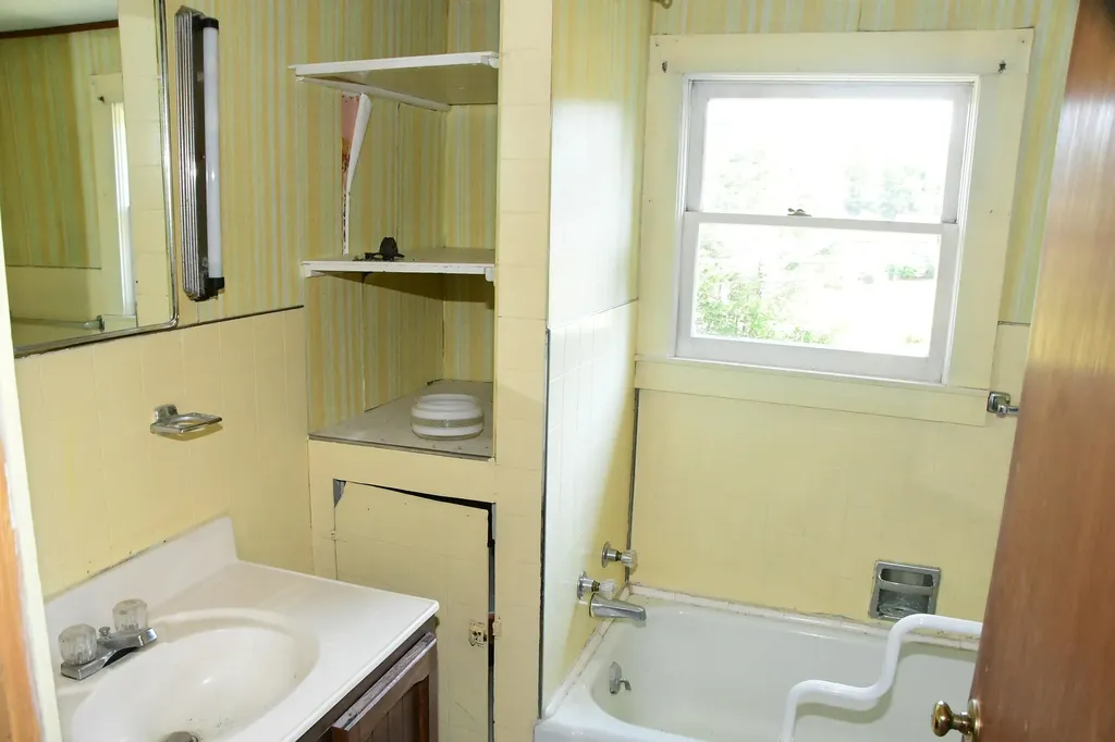 278 S Deer Isle Road Deer Isle ME 04627