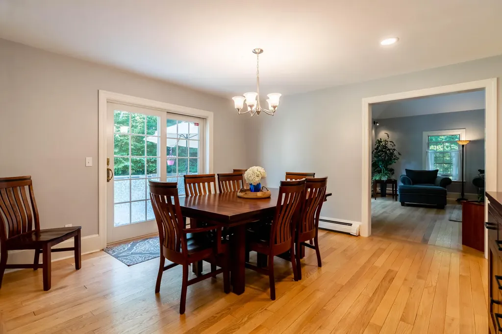17 White Rock Drive Falmouth ME 04105
