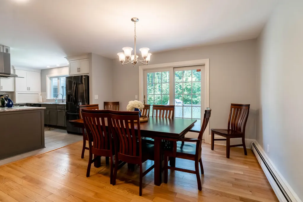 17 White Rock Drive Falmouth ME 04105