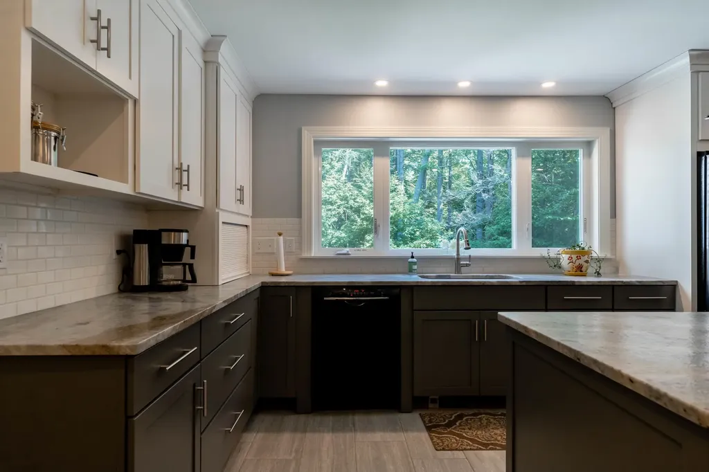 17 White Rock Drive Falmouth ME 04105