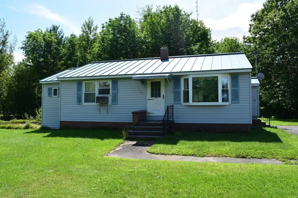 216 High Street Oakland ME 04963