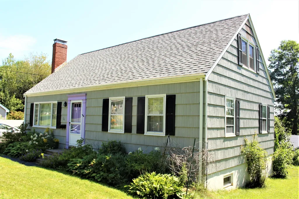 24 Katahdin Avenue Rockland ME 04841