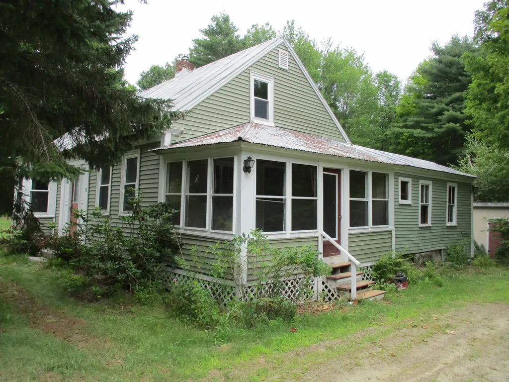 29 Walton Road Wayne ME 04284