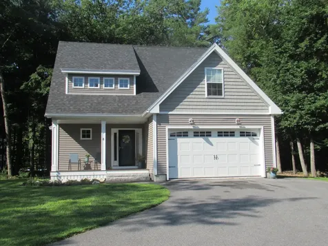 8 Mourning Dove Lane Windham ME 04062