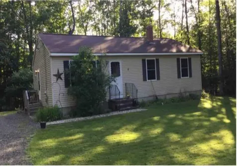 20 Chelsea Drive Standish ME 04084