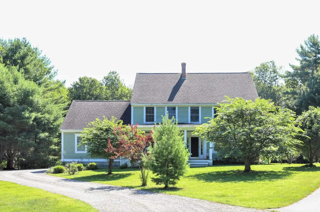16 Heath Road Kennebunk ME 04043