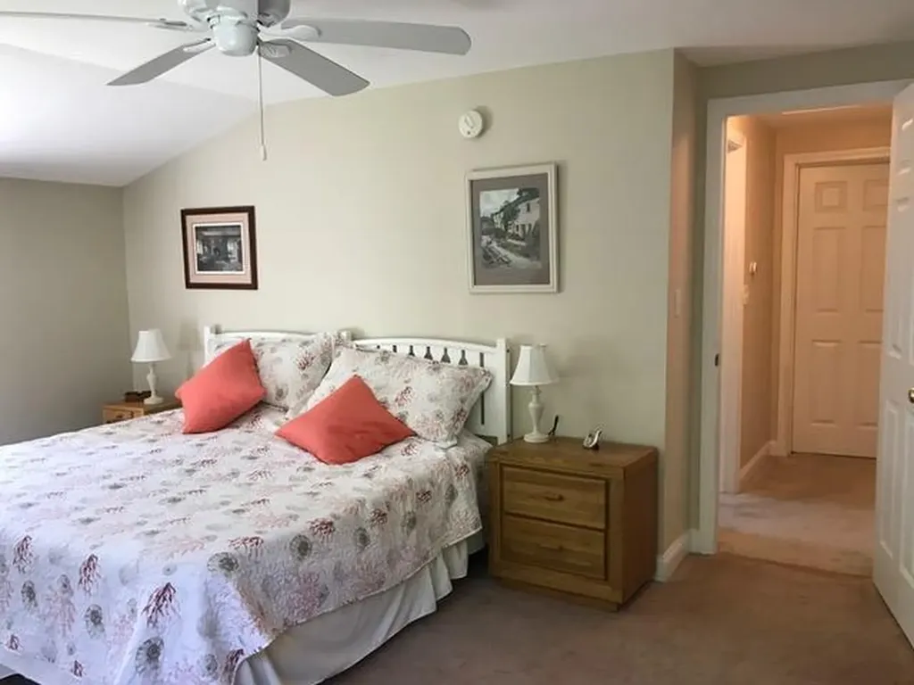 16 Heath Road Kennebunk ME 04043