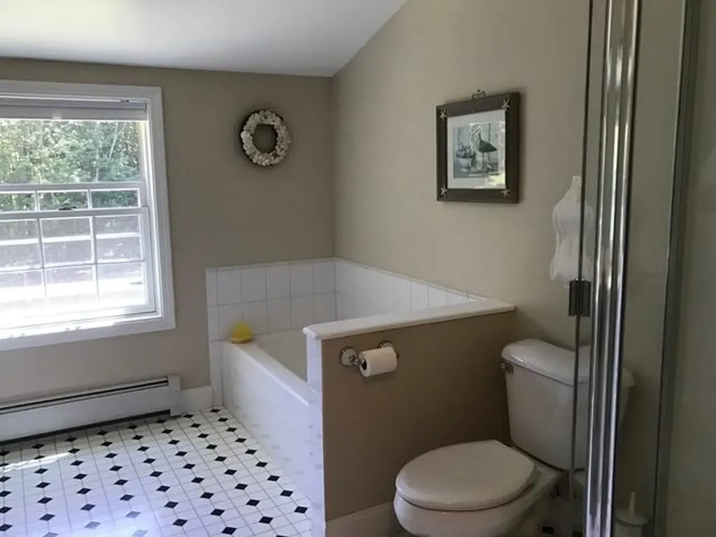 16 Heath Road Kennebunk ME 04043