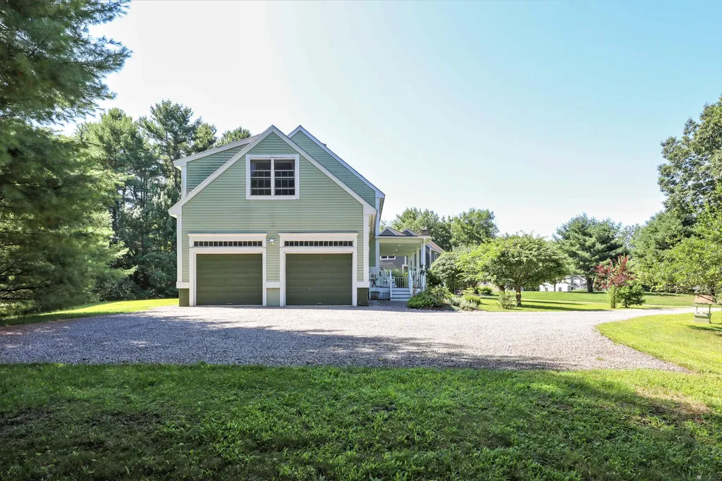 16 Heath Road Kennebunk ME 04043