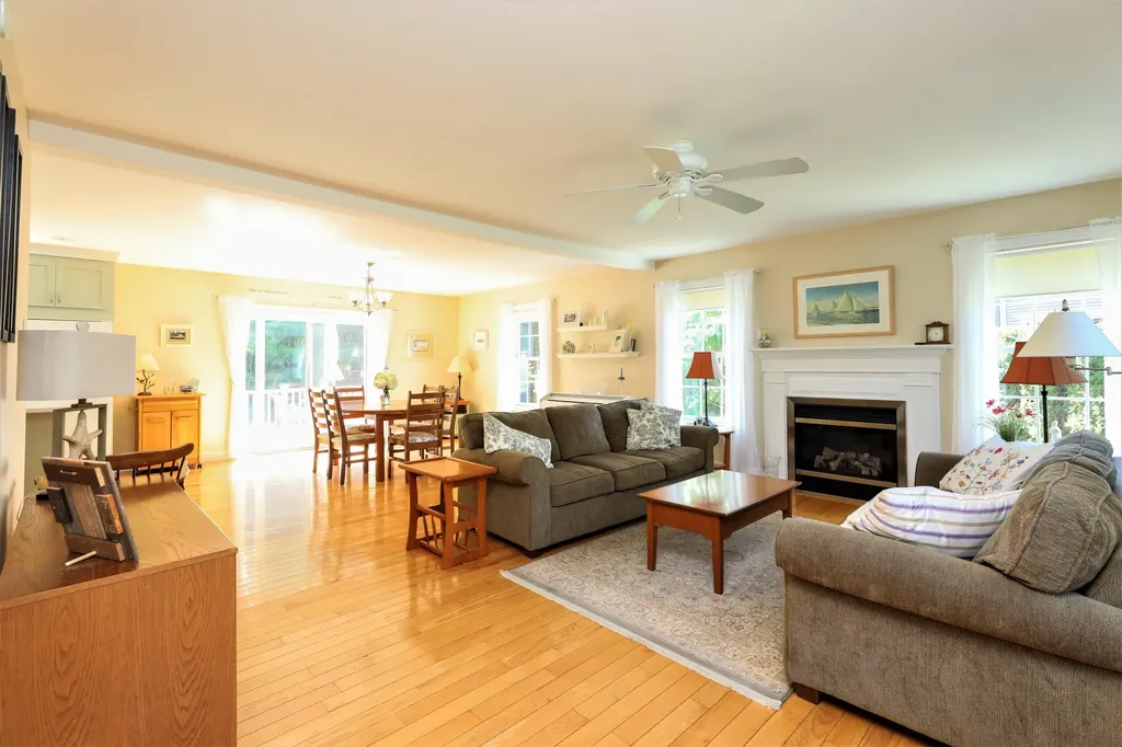 16 Heath Road Kennebunk ME 04043