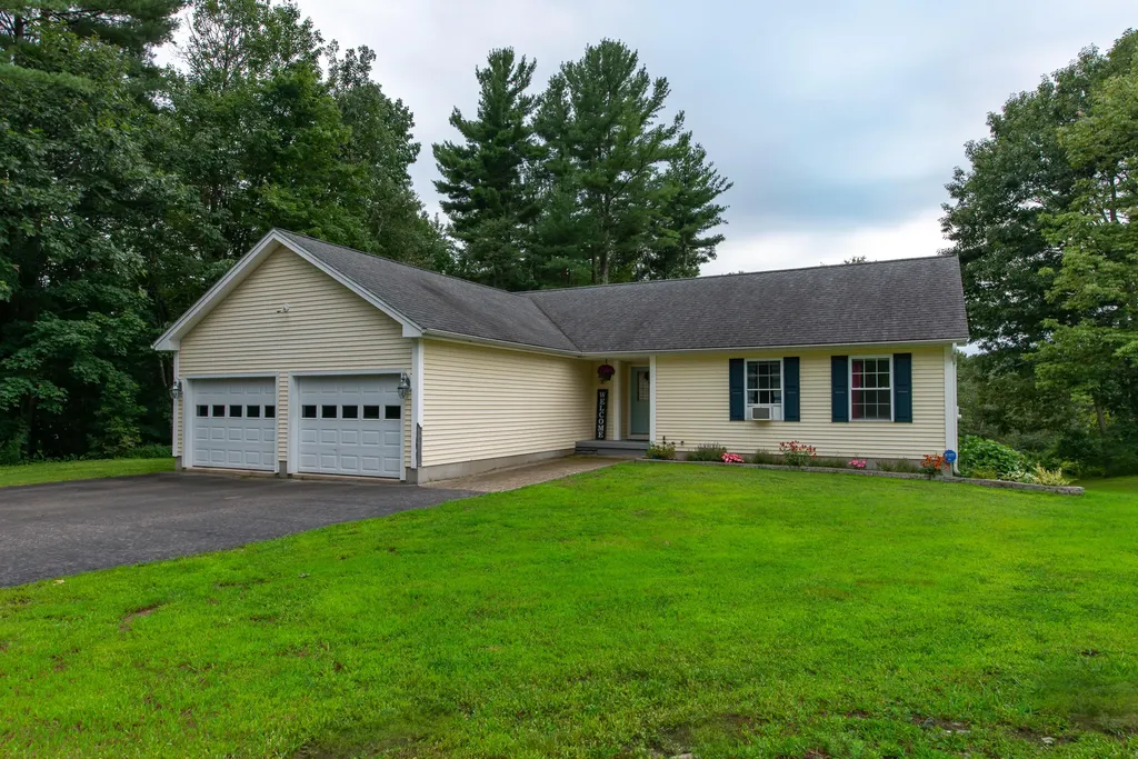 9 High Knoll Drive South Berwick ME 03908