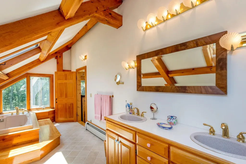 177 Doughty Point Road Harpswell ME 04079