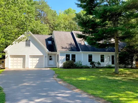 30 Beech Drive Brunswick ME 04011