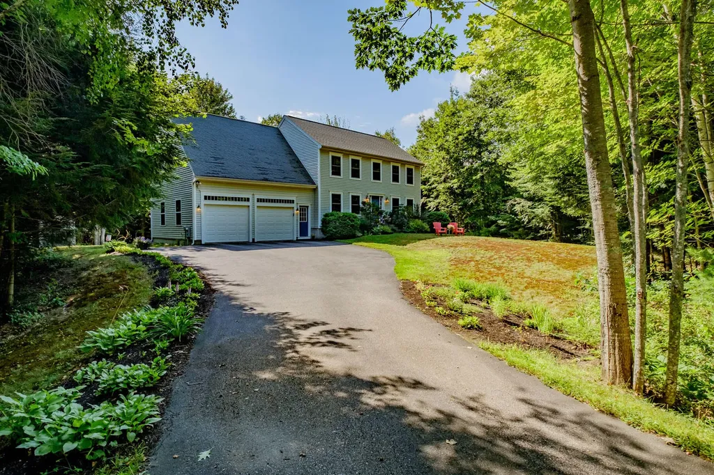 42 Shortill Farms Road Buxton ME 04093
