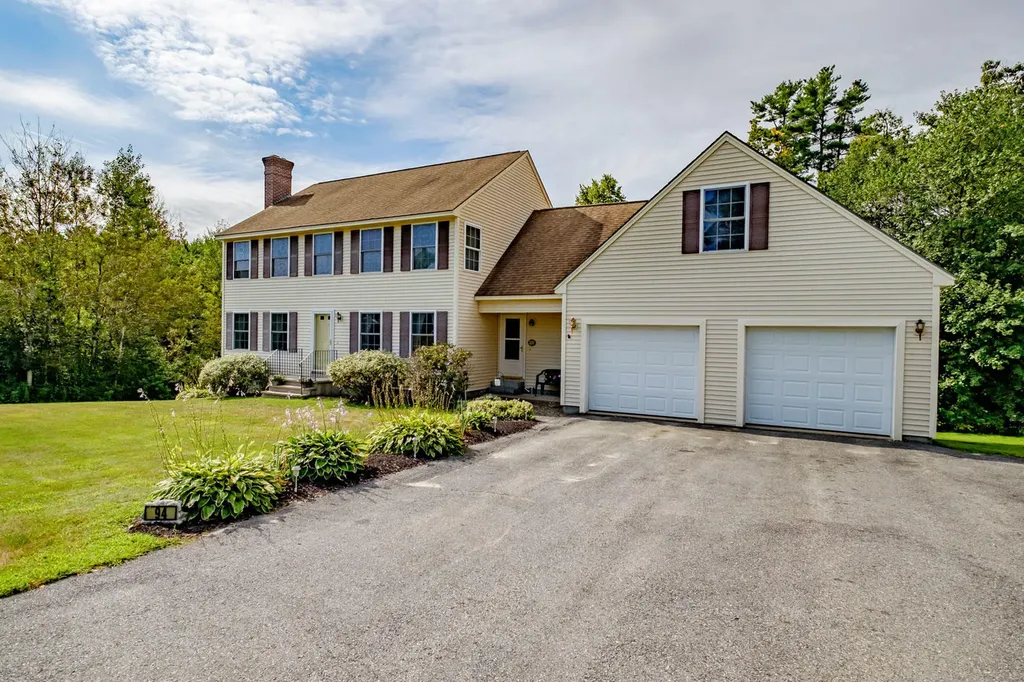 94 Hawthorne Lane Westbrook ME 04092