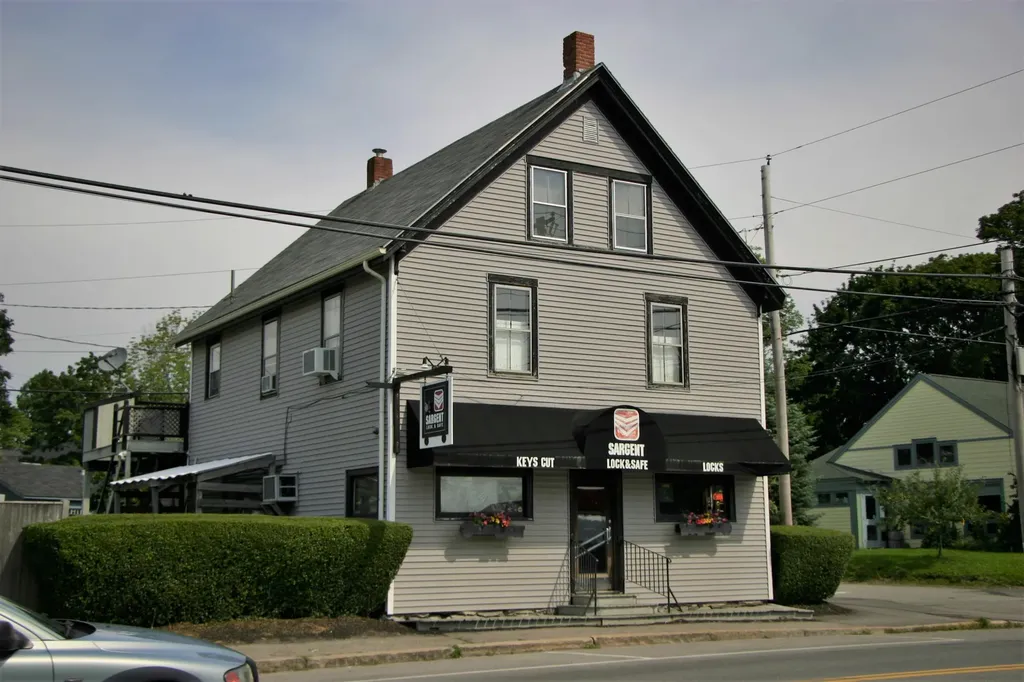 738 Main Street Rockland ME 04841