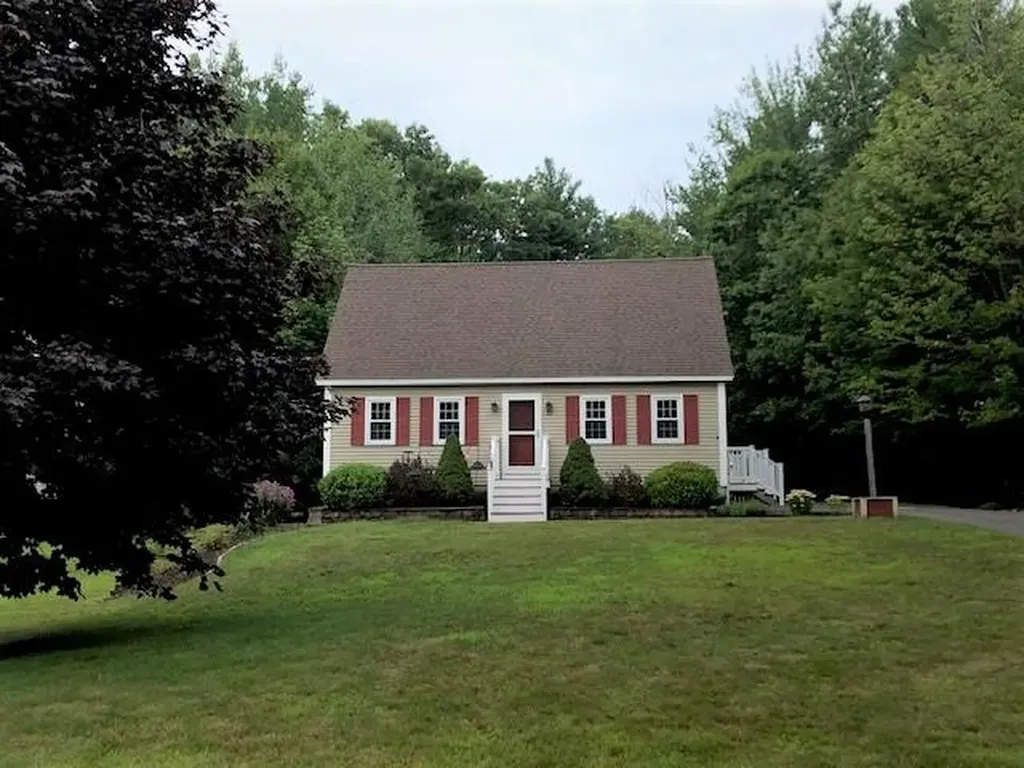38 Ashmont Street Sanford ME 04073