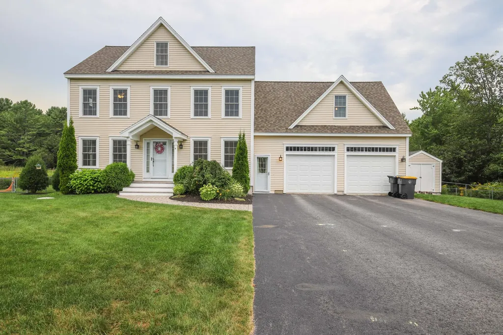 4 Farmhouse Road Scarborough ME 04074