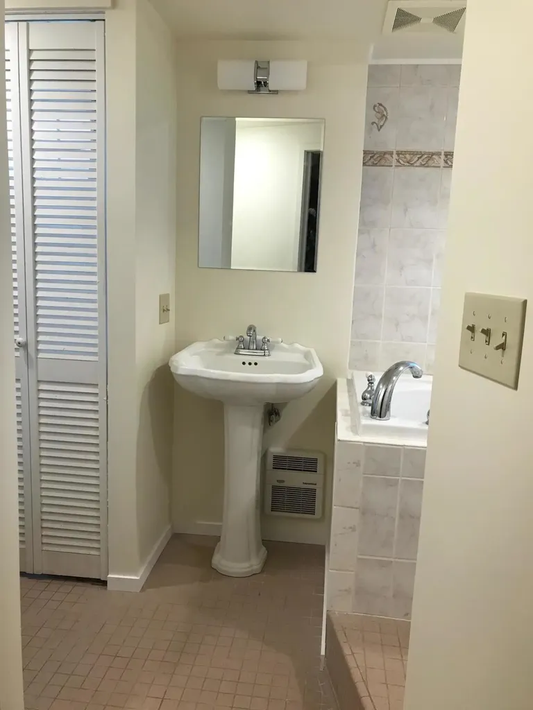 90 W Meadow Road Rockland ME 04841