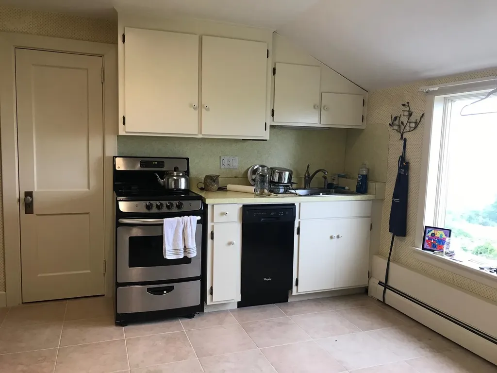 90 W Meadow Road Rockland ME 04841
