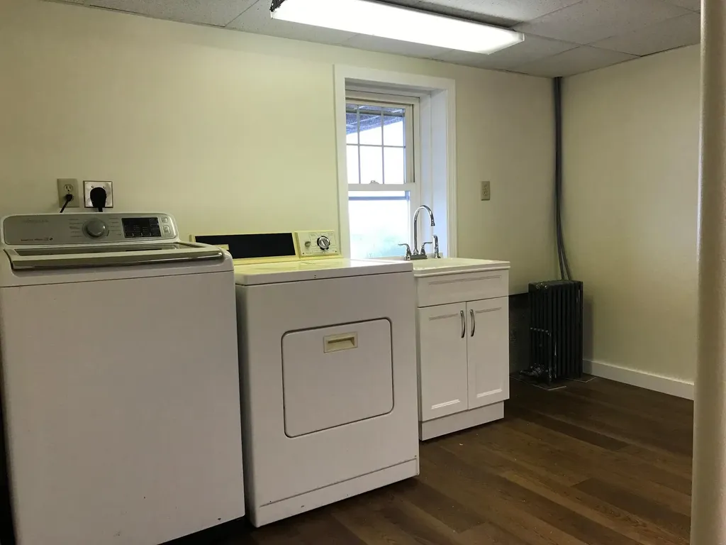90 W Meadow Road Rockland ME 04841