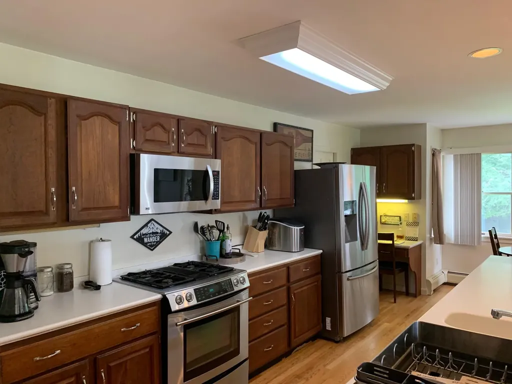 35 Summit Avenue Bangor ME 04401