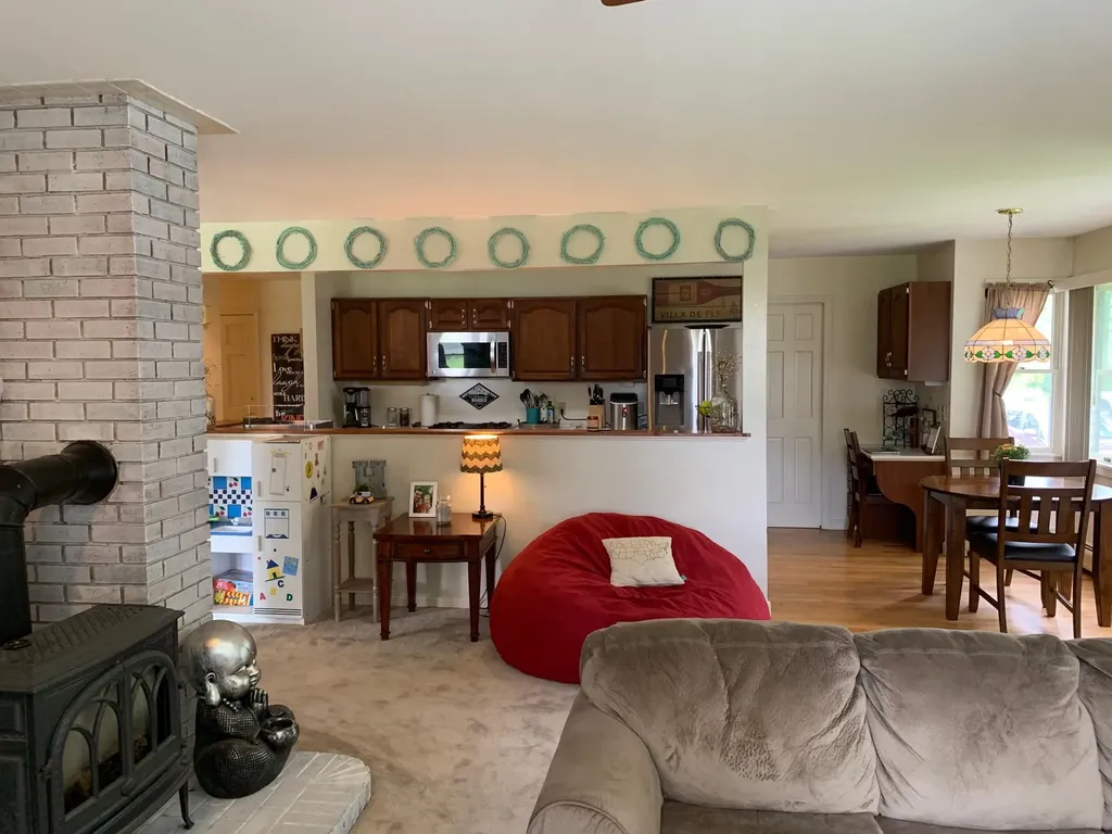 35 Summit Avenue Bangor ME 04401