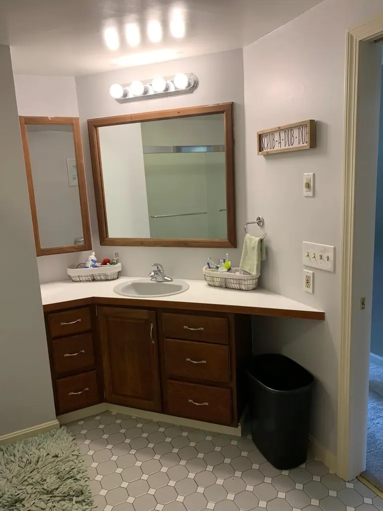 35 Summit Avenue Bangor ME 04401