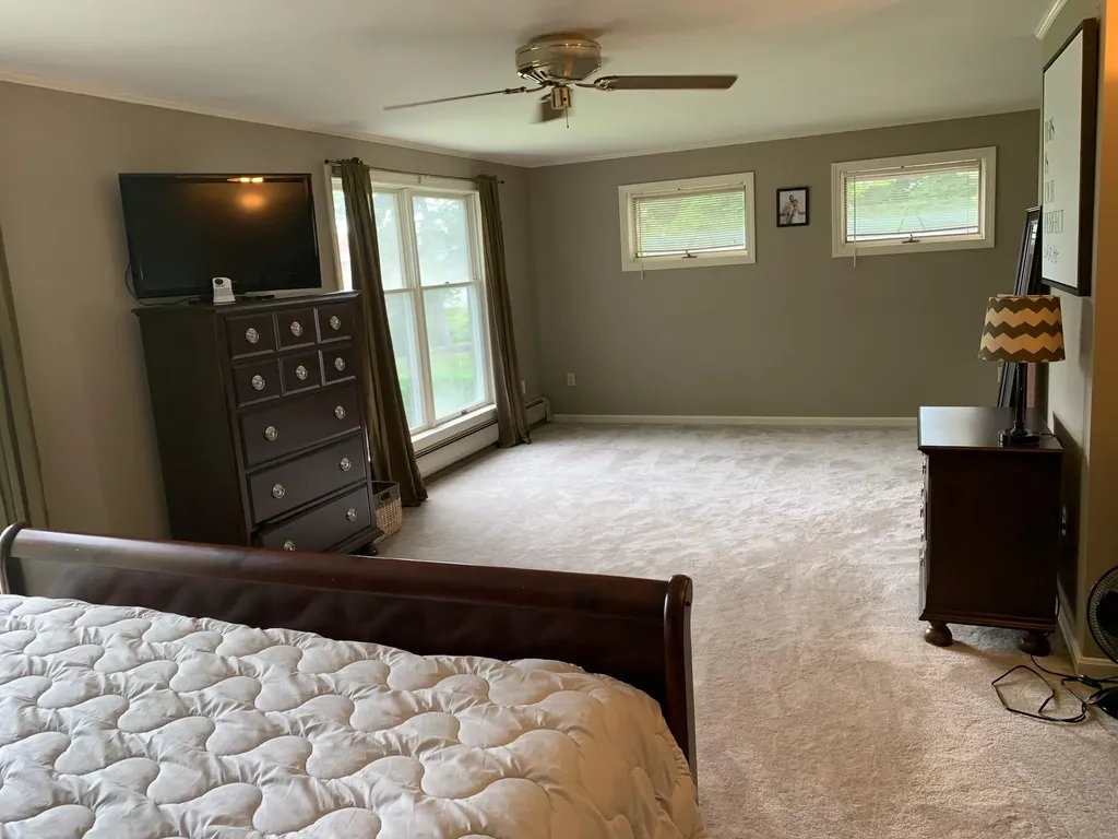35 Summit Avenue Bangor ME 04401