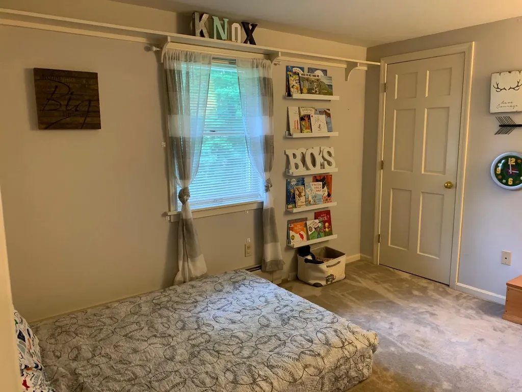 35 Summit Avenue Bangor ME 04401