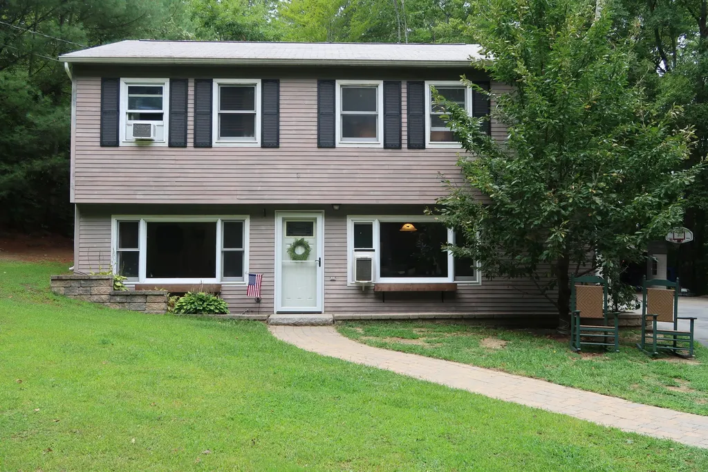 100 Narrows Pond Road Winthrop ME 04364