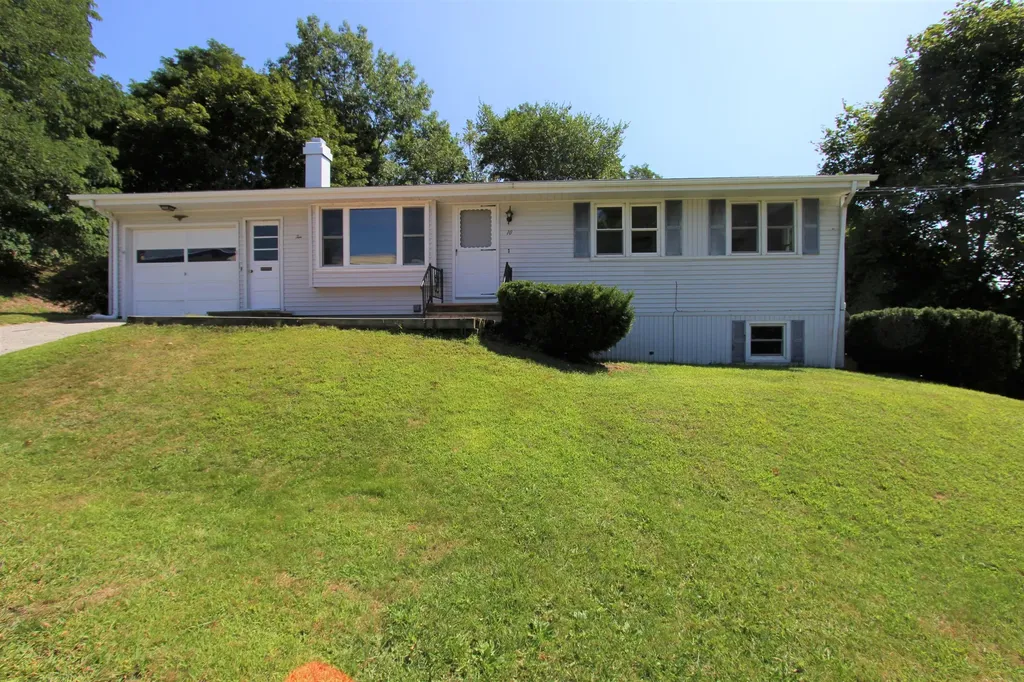 10 Martin Drive Lewiston ME 04240