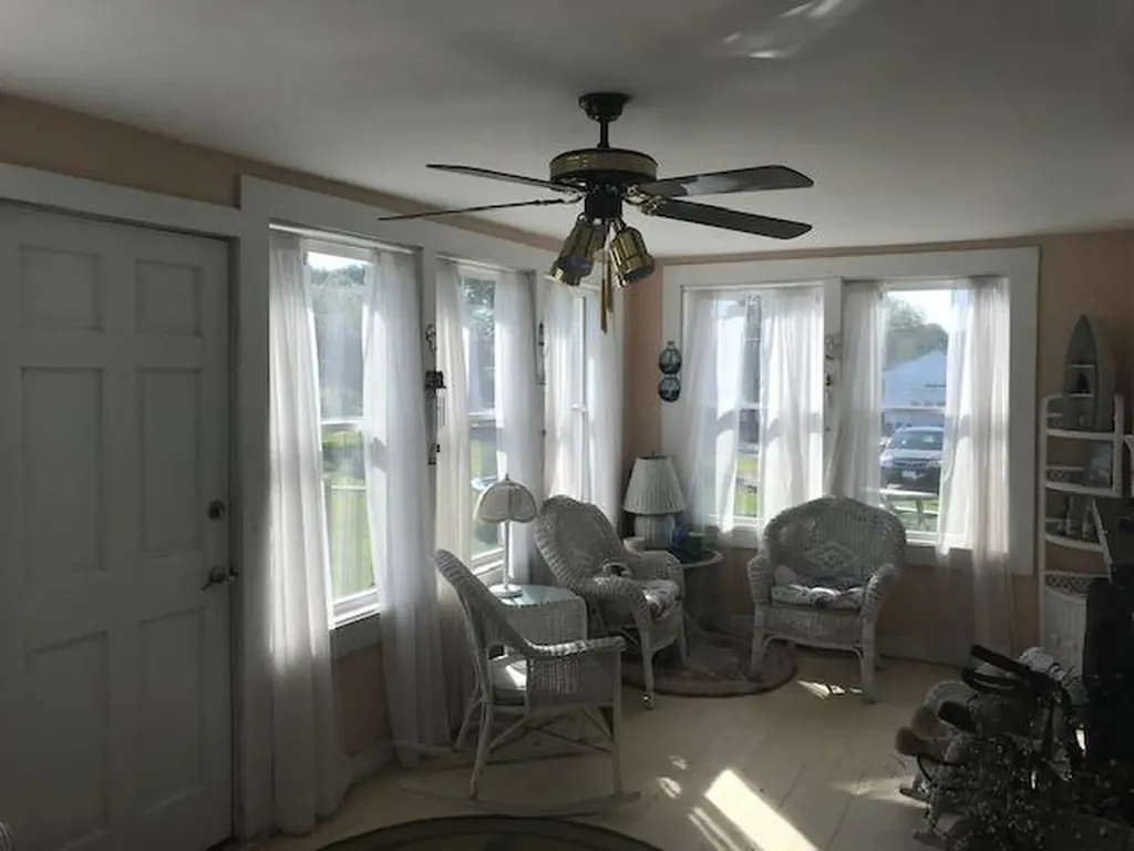 72 Boynton Street Eastport ME 04631