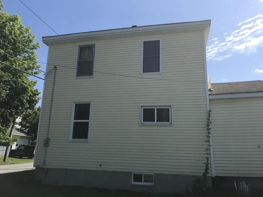 72 Boynton Street Eastport ME 04631