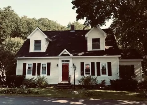 23 Summer Street Topsham ME 04086